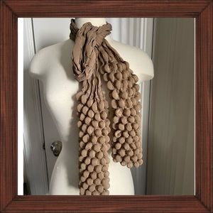 East London - Crinkle Broomstick Pleated with molded Bubble Accent - circa 2000